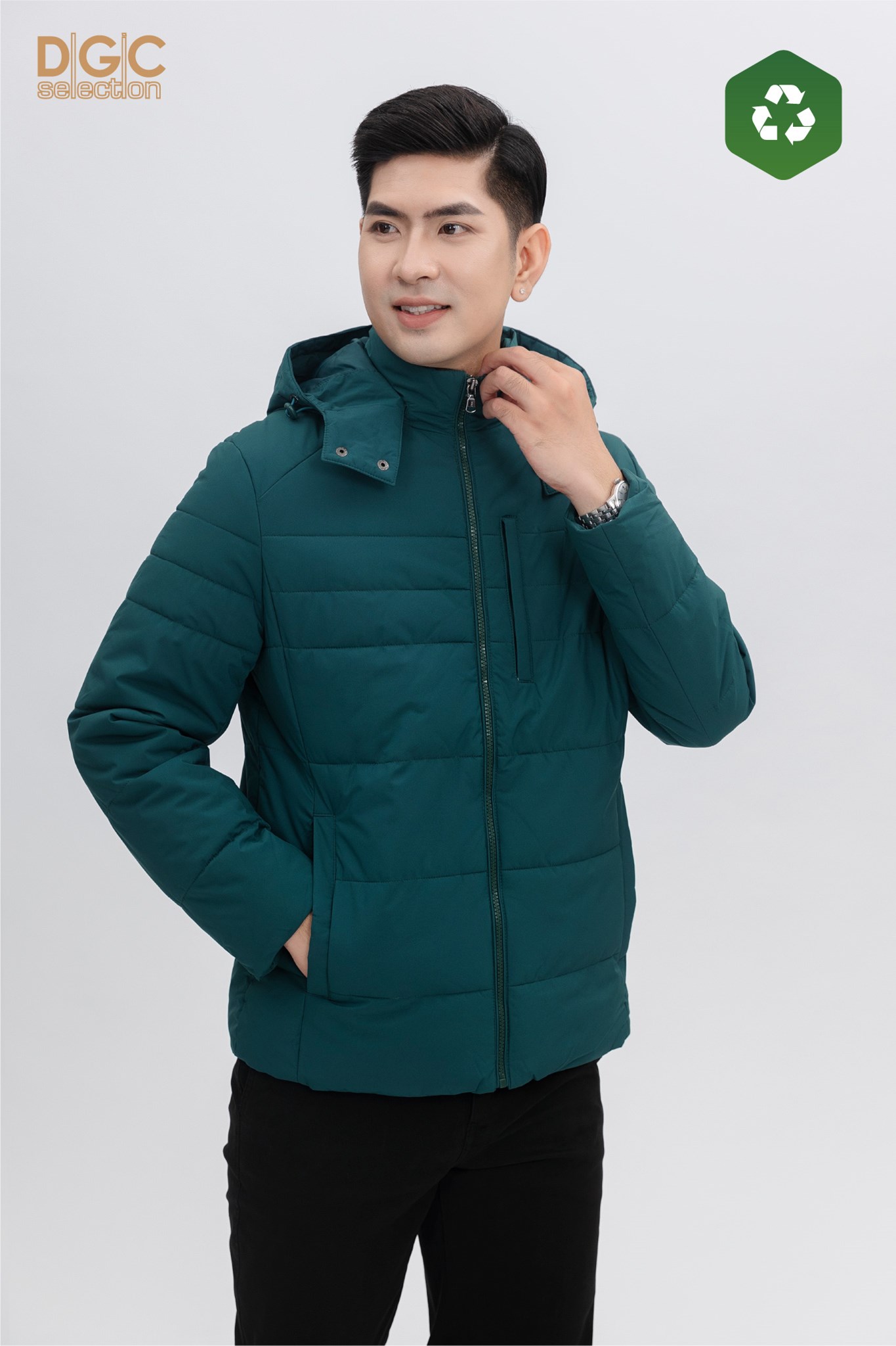 Ảnh của Áo jacket 3 lớp dáng ngắn